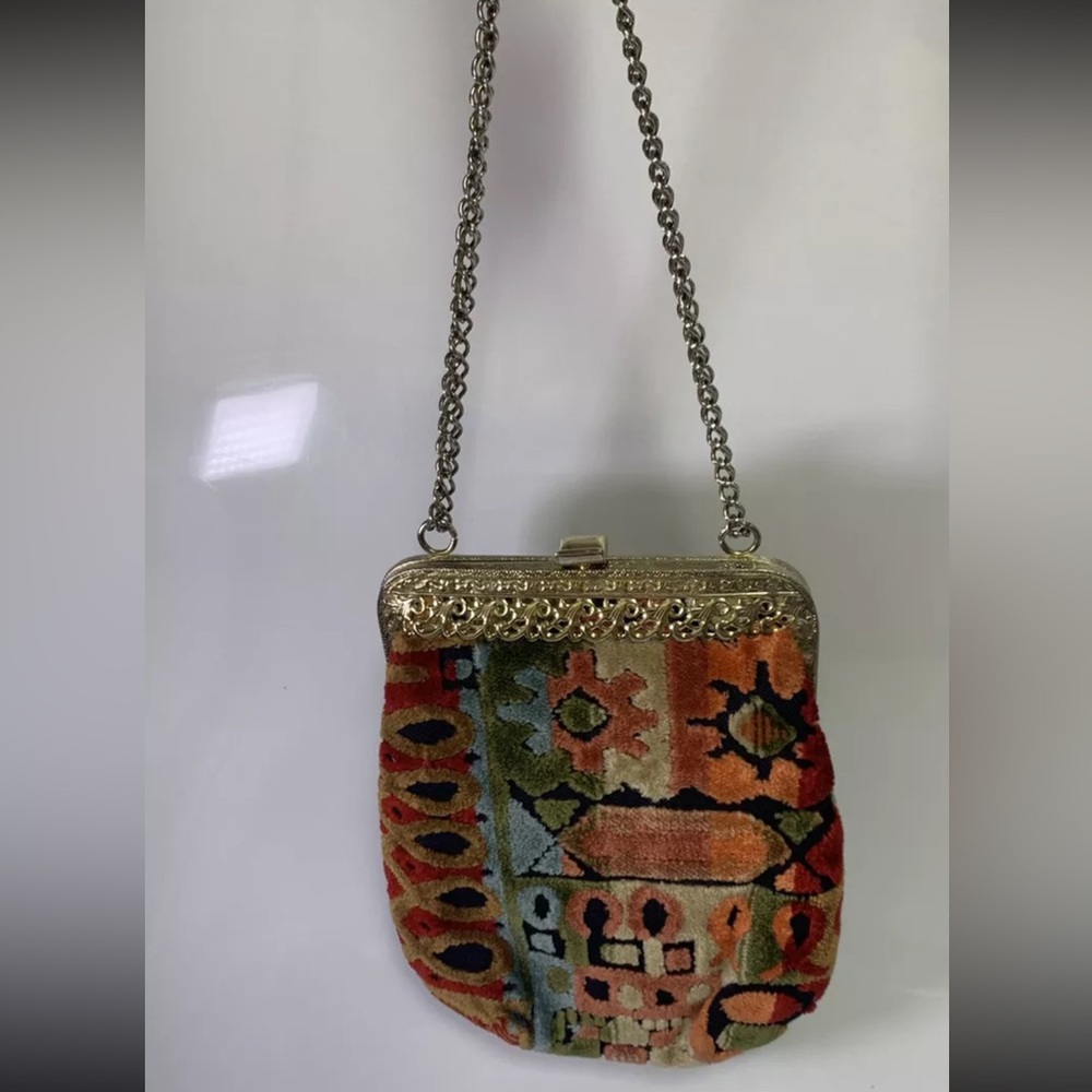 Vintage Tapestry Clutch with ChainColorful Carpet Purse Kiss Lock